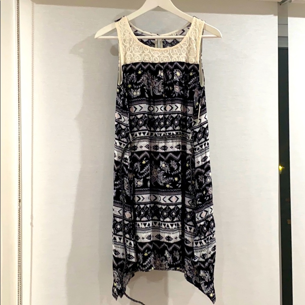 👗 NWT Juniors Dress Mudd Sz 16 Super comfy